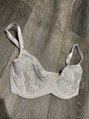 Victoria’s Secret dream angels bra